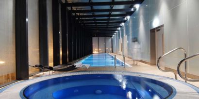 Hot tub and indoor pool at Hilton Manchester Deansgate.