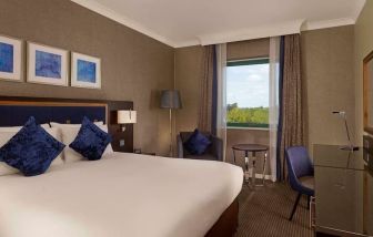 Day use room with natural light at DoubleTree By Hilton Woking.