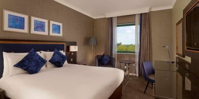 Day use room with natural light at DoubleTree By Hilton Woking.