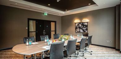 Meeting room at DoubleTree By Hilton Woking.