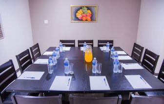 Meeting room at Heavenly Boutique Guesthouse.