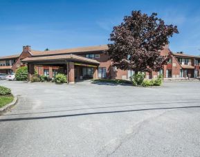 Hotel exterior at Comfort Inn Sherbrooke.