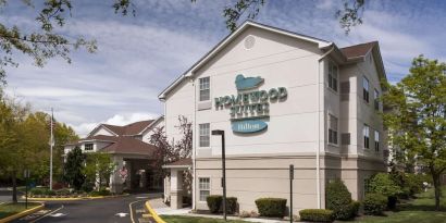 Hotel exterior at Homewood Suites By Hilton Newark-Cranford.