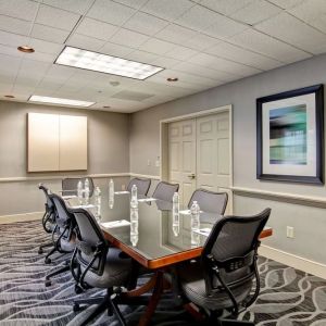 Professional meeting room at Homewood Suites By Hilton Newark-Cranford.