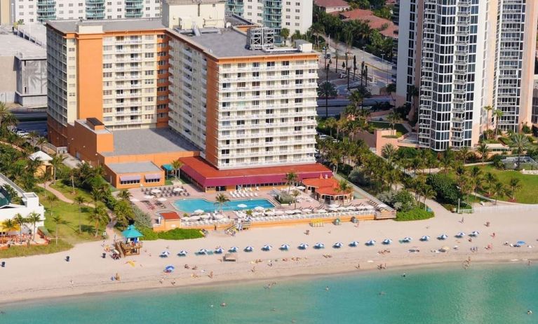 Hotel with beach access at Ramada Plaza Marco Polo Beach Resort.