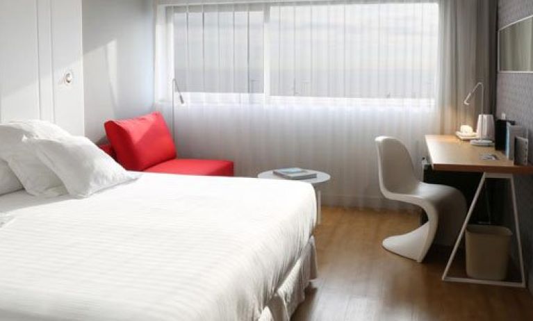 Hotel Occidental Atenea Mar - Adults Only, Barcelona