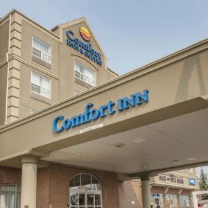 Hotel exterior at Comfort Inn And Suites Calgary South.