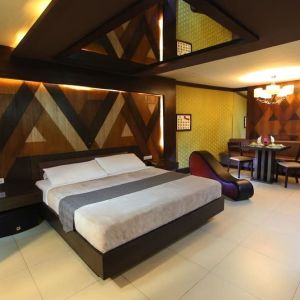 Romantic day use room at Victoria Court Las Piñas.