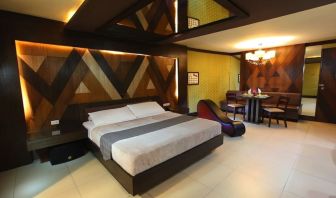 Romantic day use room at Victoria Court Las Piñas.