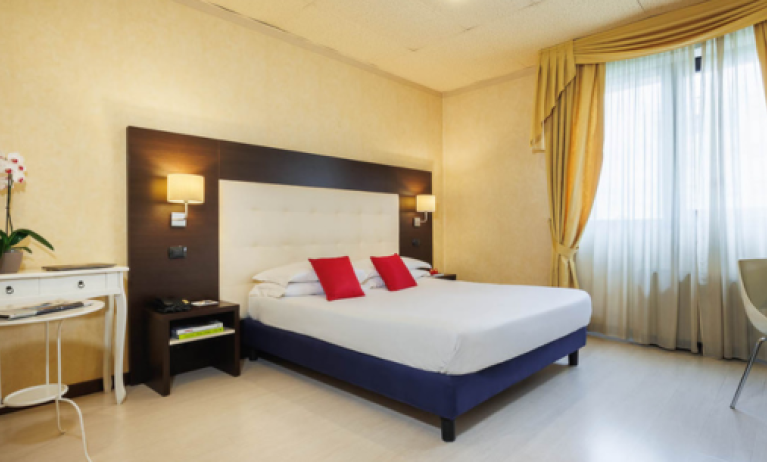 Jr Hotels Amadeus Bologna, Bologna