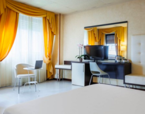 Jr Hotels Amadeus Bologna, Bologna