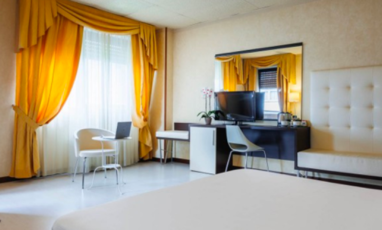 Jr Hotels Amadeus Bologna, Bologna