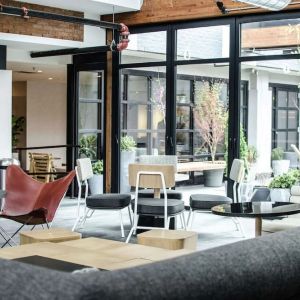 Lobby and lounge at Freepoint Hotel Cambridge, A Tapestry Collection.