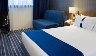 Holiday Inn Express Bilbao Airport