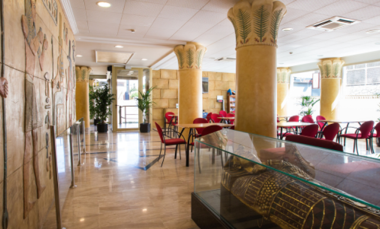 HOTEL CLEOPATRA, Lloret De Mar