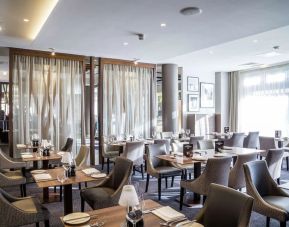 Dining area at DoubleTree By Hilton London Angel Kings Cross.