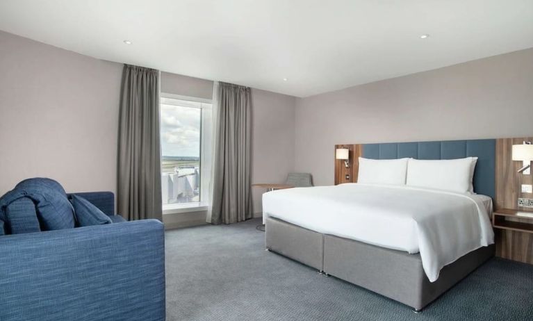 Day use room with natural light at Hilton Garden Inn London Heathrow Terminals 2 And 3.