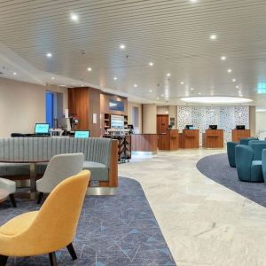 Lobby and coworking lounge at Hilton Garden Inn London Heathrow Terminals 2 And 3.