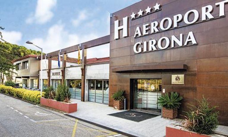 Hotel Sallés Aeroport Girona, Riudellots De La Selva