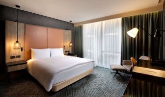 Day use room with natural light at Hilton London Bankside.