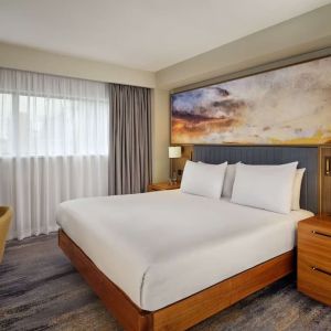 Day use room with natural light at DoubleTree By Hilton Lincoln.