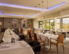 Dining area at DoubleTree By Hilton Lincoln.