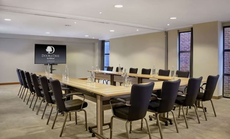 Professional meeting room at DoubleTree By Hilton Lincoln.