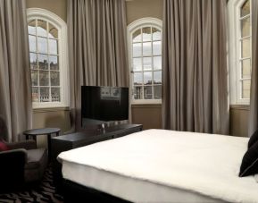 Cozy day use room at DoubleTree By Hilton Edinburgh City Centre.