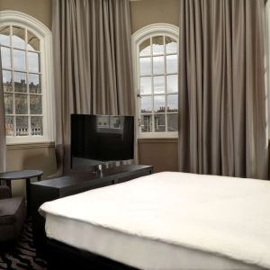 Cozy day use room at DoubleTree By Hilton Edinburgh City Centre.