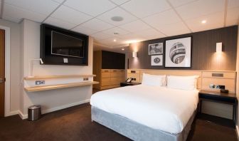 Spacious day use room at DoubleTree By Hilton Coventry Building Society Arena.