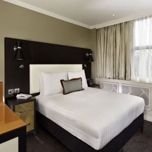 Day use room with coffee maker at DoubleTree By Hilton London - Ealing.
