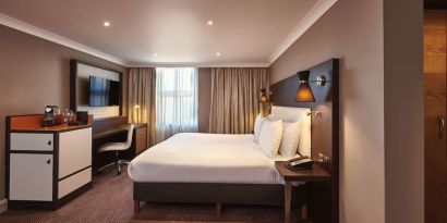 Spacious day use room at DoubleTree By Hilton London - Ealing. 