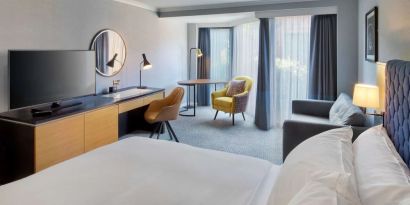 Spacious day use room at DoubleTree By Hilton Manchester Airport.