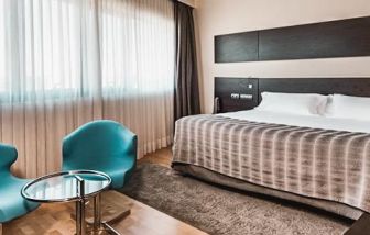 Hotel NH Madrid Las Tablas, Madrid