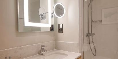 Guest bathroom with shower at DoubleTree By Hilton Southampton.