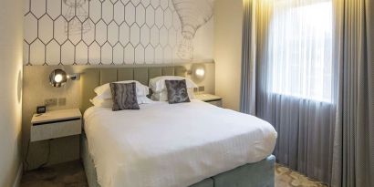 Day use room with natural light at DoubleTree By Hilton Hotel & Spa Chester.