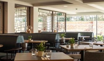 Dining area perfect for coworking at DoubleTree By Hilton Hotel & Spa Chester.  