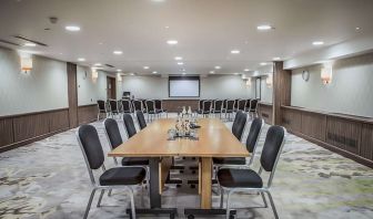 Professional meeting room at Hilton London Kensington.
