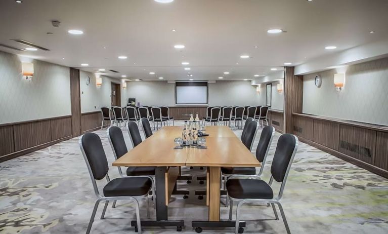 Professional meeting room at Hilton London Kensington.
