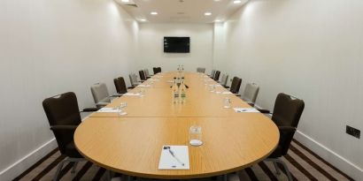 Professional meeting room at Hampton By Hilton London Gatwick Airport.