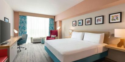 Day use room with natural light at Hilton Garden Inn Nashville West End Avenue.