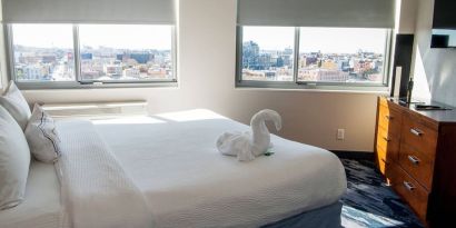 Romantic king room with city views at Fairfield Inn & Suites New York Brooklyn.