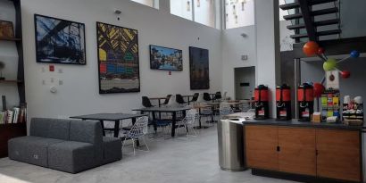 Hotel entrance and lobby area at Fairfield Inn & Suites New York Brooklyn.