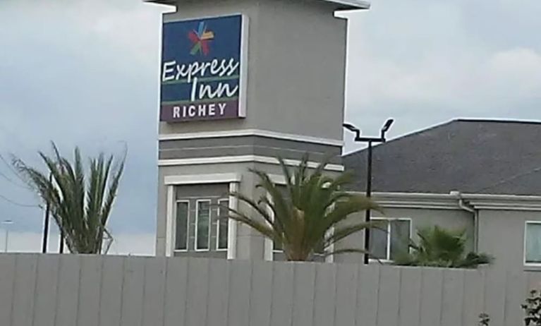 Hotel exterior at Express Inn - Richey.