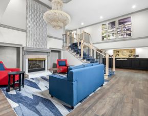 Lobby seating at Comfort Inn & Suites Nashville.