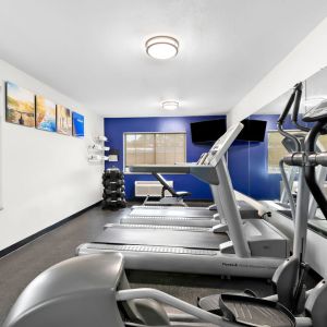 Fitness center at Comfort Inn & Suites Nashville.