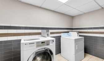 Laundry available at Comfort Inn & Suites Nashville.