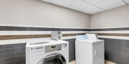 Laundry available at Comfort Inn & Suites Nashville.