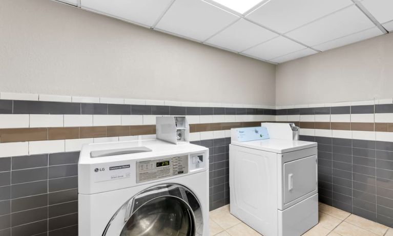 Laundry available at Comfort Inn & Suites Nashville.