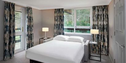 Day use room with natural light at Hilton Cobham.